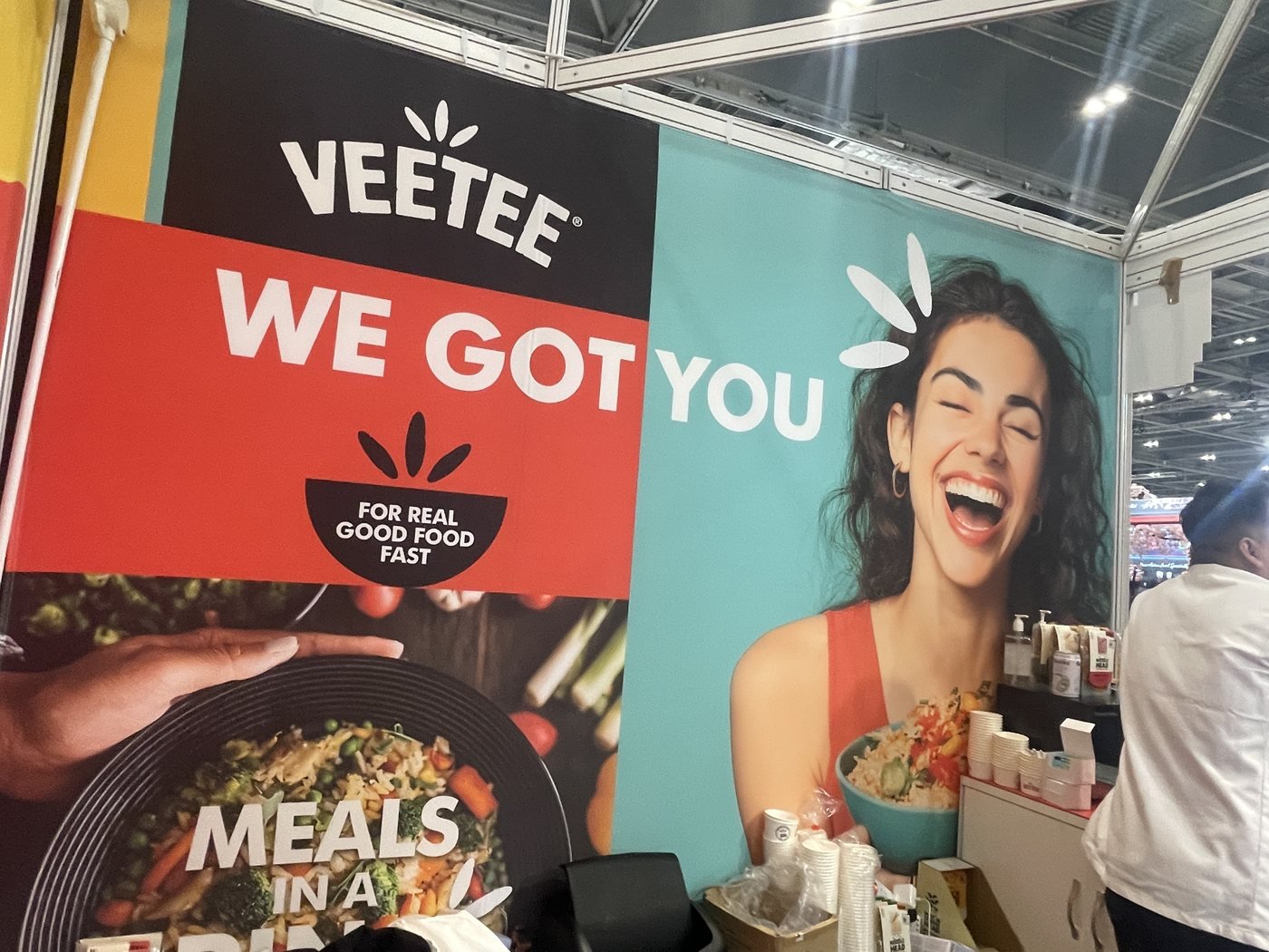 Veetee, Turning the range into a stand